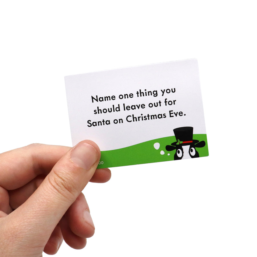 HM Xmas Booster_CARD IN HAND.jpg__PID:12247429-61c4-42c9-b710-2f04f8ef5715